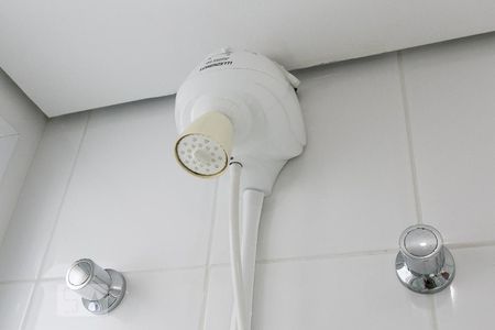 Apartamento para alugar com 79m², 3 quartos e 2 vagasBanheiro da Suíte - Chuveiro