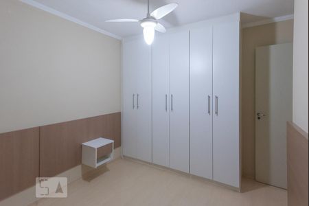 Quarto 1 - Armários de apartamento para alugar com 2 quartos, 47m² em Jardim Márcia, Campinas