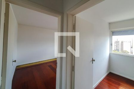 Corredor de apartamento para alugar com 3 quartos, 90m² em Vila Mariana, São Paulo