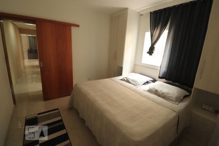 Suíte de casa à venda com 2 quartos, 136m² em Parque Erasmo Assunção, Santo André