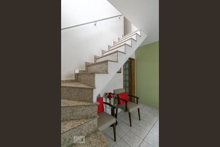Escadas de casa à venda com 4 quartos, 144m² em Belenzinho, São Paulo