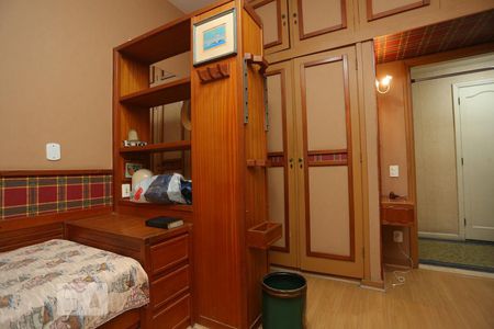 Apartamento à venda com 260m², 4 quartos e 2 vagasQuarto 4 Suíte