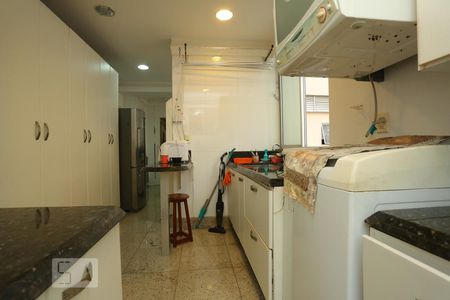 Apartamento à venda com 260m², 4 quartos e 2 vagasÁrea de Serviço