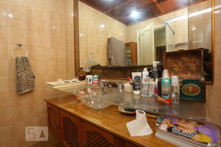 Apartamento à venda com 260m², 4 quartos e 2 vagasBanheiro Social