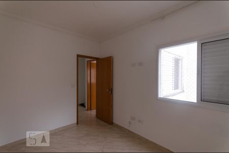 Quarto 1 de casa para alugar com 3 quartos, 130m² em Vila Costa Melo, São Paulo