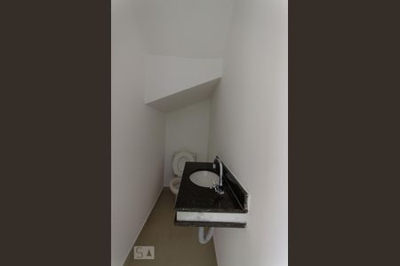 Banheiro 1 de casa para alugar com 3 quartos, 130m² em Vila Costa Melo, São Paulo