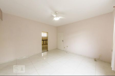 Apartamento para alugar com 83m², 3 quartos e 2 vagasSala