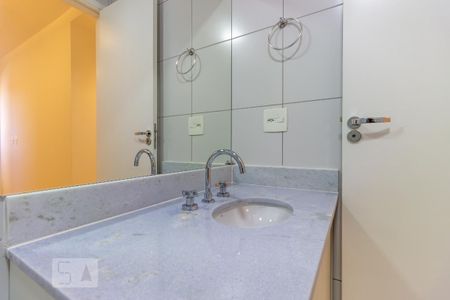 Apartamento para alugar com 62m², 2 quartos e 1 vaga Apartamento para alugar com 62m², 2 quartos e 1 vagaBanheiro da Suíte