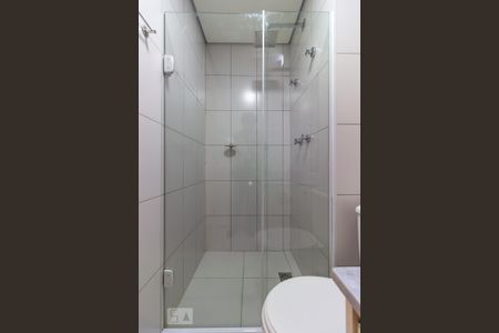 Apartamento para alugar com 62m², 2 quartos e 1 vaga Apartamento para alugar com 62m², 2 quartos e 1 vagaBanheiro da Suíte