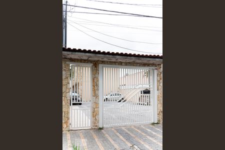 Casa de condomínio à venda com 72m², 2 quartos e 1 vagaFachada