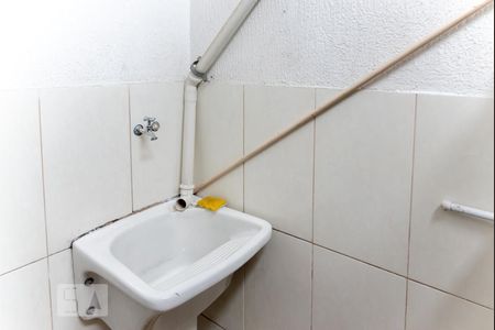 Casa de condomínio à venda com 72m², 2 quartos e 1 vagaÁrea de Serviço