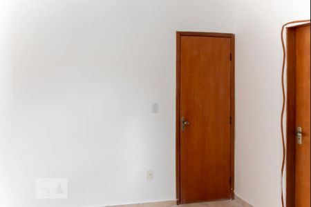 Suite 1 de casa de condomínio para alugar com 2 quartos, 72m² em Vila Sílvia, São Paulo