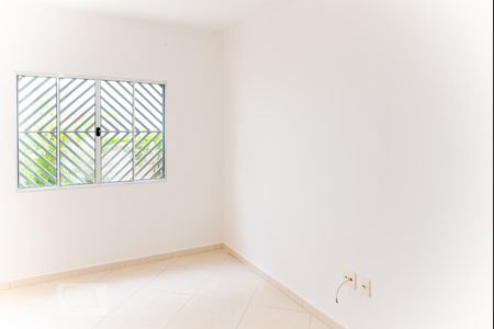 Sala de casa de condomínio para alugar com 2 quartos, 72m² em Vila Sílvia, São Paulo