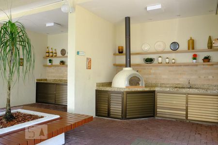 Apartamento à venda com 70m², 3 quartos e 1 vagaForno de pizza