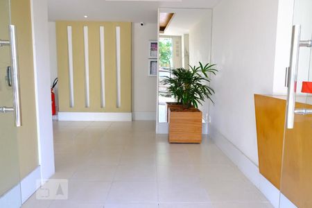 Apartamento à venda com 70m², 3 quartos e 1 vagaHall de entrada