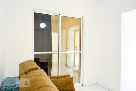Casa à venda com 180m², 2 quartos e 2 vagas Casa à venda com 180m², 2 quartos e 2 vagasSala 2 Entrada