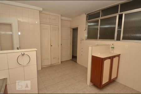 Apartamento à venda com 215m², 3 quartos e 1 vagaCozinha