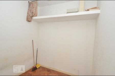 Apartamento à venda com 215m², 3 quartos e 1 vagaQuarto de Serviço