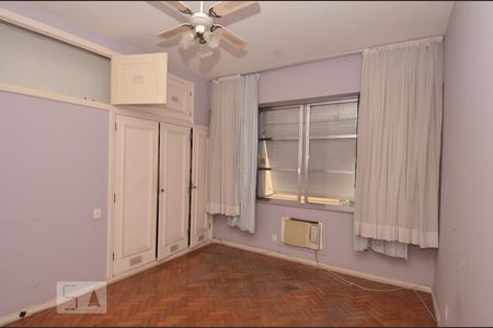 Apartamento à venda com 215m², 3 quartos e 1 vagaQuarto 2