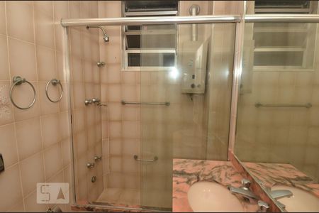 Apartamento à venda com 215m², 3 quartos e 1 vagaBanheiro