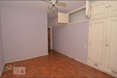 Apartamento à venda com 215m², 3 quartos e 1 vagaQuarto 2