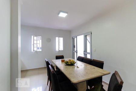 Casa à venda com 250m², 5 quartos e 5 vagasCozinha