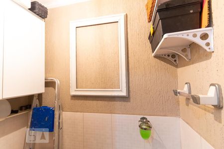 Casa à venda com 250m², 5 quartos e 5 vagasBanheiro de Serviço