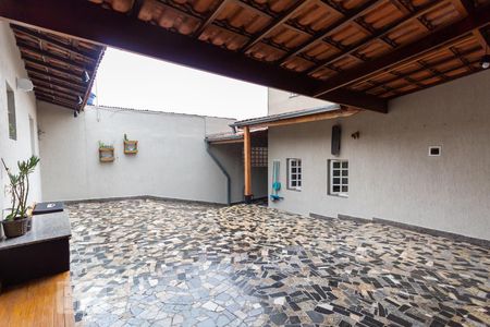 Casa à venda com 250m², 5 quartos e 5 vagasÁrea Externa