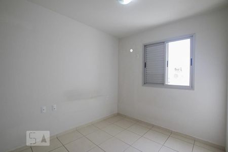 Suíte de apartamento para alugar com 3 quartos, 69m² em Setor Negrão de Lima, Goiânia
