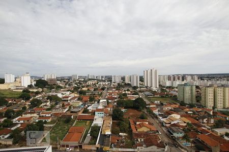 Apartamento para alugar com 69m², 3 quartos e 2 vagasVista do Quarto 2