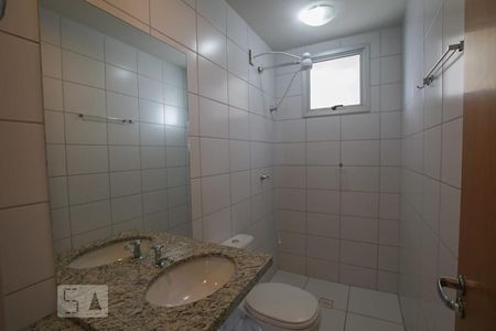 Apartamento para alugar com 69m², 3 quartos e 2 vagasBanheiro