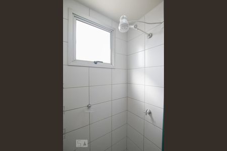 Apartamento para alugar com 69m², 3 quartos e 2 vagasDetalhe do Banheiro da Suíte - Box