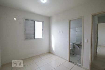 Suíte de apartamento para alugar com 3 quartos, 69m² em Setor Negrão de Lima, Goiânia