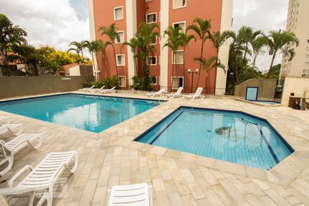 Apartamento à venda com 74m², 3 quartos e 1 vagaÁrea comum - Piscina