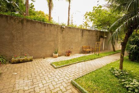 Apartamento à venda com 74m², 3 quartos e 1 vagaÁrea comum