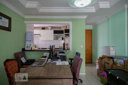 Sala de apartamento para alugar com 3 quartos, 77m² em Setor Bela Vista, Goiânia