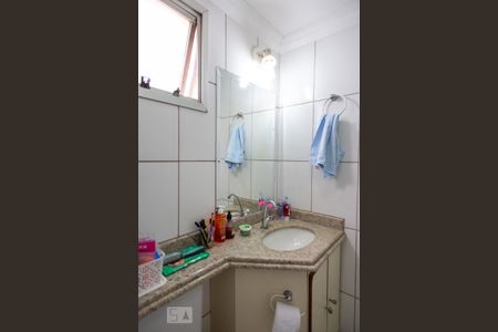 Apartamento para alugar com 77m², 3 quartos e 1 vagaBanheiro