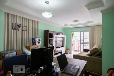 Sala de apartamento para alugar com 3 quartos, 77m² em Setor Bela Vista, Goiânia