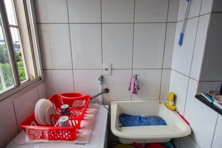 Apartamento para alugar com 77m², 3 quartos e 1 vagaÁrea de Serviço