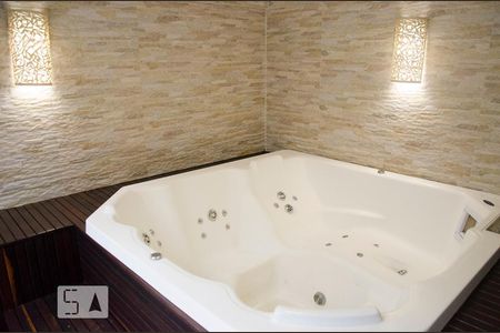 Apartamento para alugar com 193m², 4 quartos e 3 vagas Apartamento para alugar com 193m², 4 quartos e 3 vagasÁrea comum