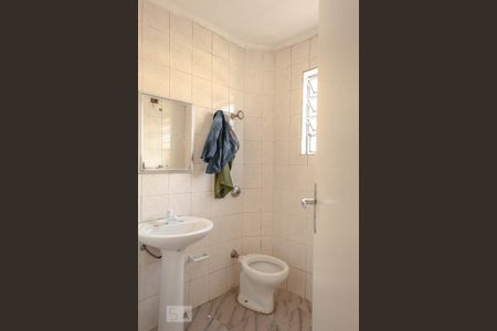 Banheiro de apartamento para alugar com 1 quarto, 77m² em Vila Califórnia, São Paulo