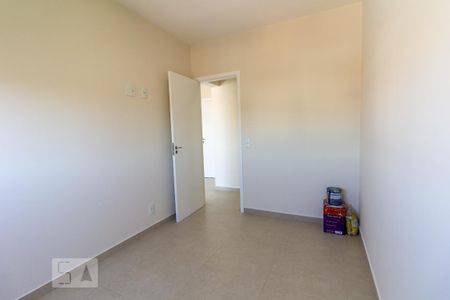 Quarto 1 de apartamento para alugar com 2 quartos, 50m² em Jaguaribe, Osasco