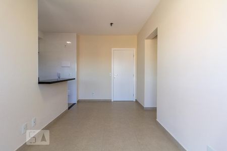 Sala de apartamento para alugar com 2 quartos, 50m² em Jaguaribe, Osasco