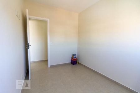Quarto 1 de apartamento para alugar com 2 quartos, 50m² em Jaguaribe, Osasco
