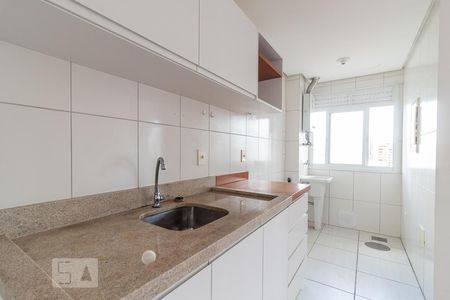 Apartamento à venda com 65m², 2 quartos e 2 vagasCozinha e Área de Serviço