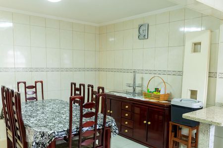 Casa para alugar com 162m², 3 quartos e 2 vagasCozinha