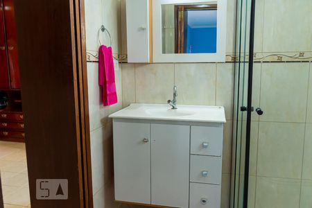 Casa para alugar com 162m², 3 quartos e 2 vagasBanheiro da Suíte 2 e 3