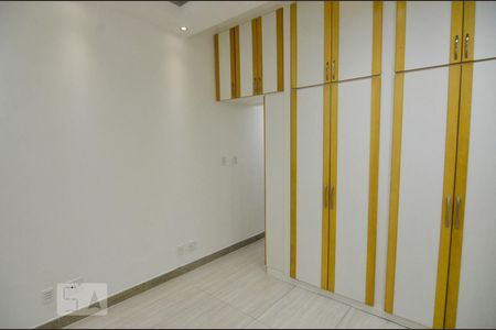 Sala de kitnet/studio à venda com 1 quarto, 30m² em Copacabana, Rio de Janeiro