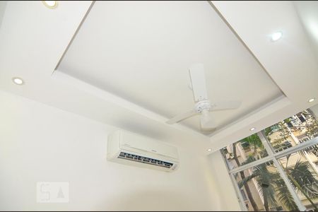 Sala de kitnet/studio à venda com 1 quarto, 30m² em Copacabana, Rio de Janeiro