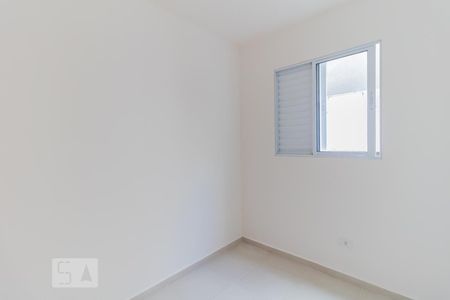 Quarto 1 de apartamento para alugar com 2 quartos, 39m² em Vila Campanela, São Paulo